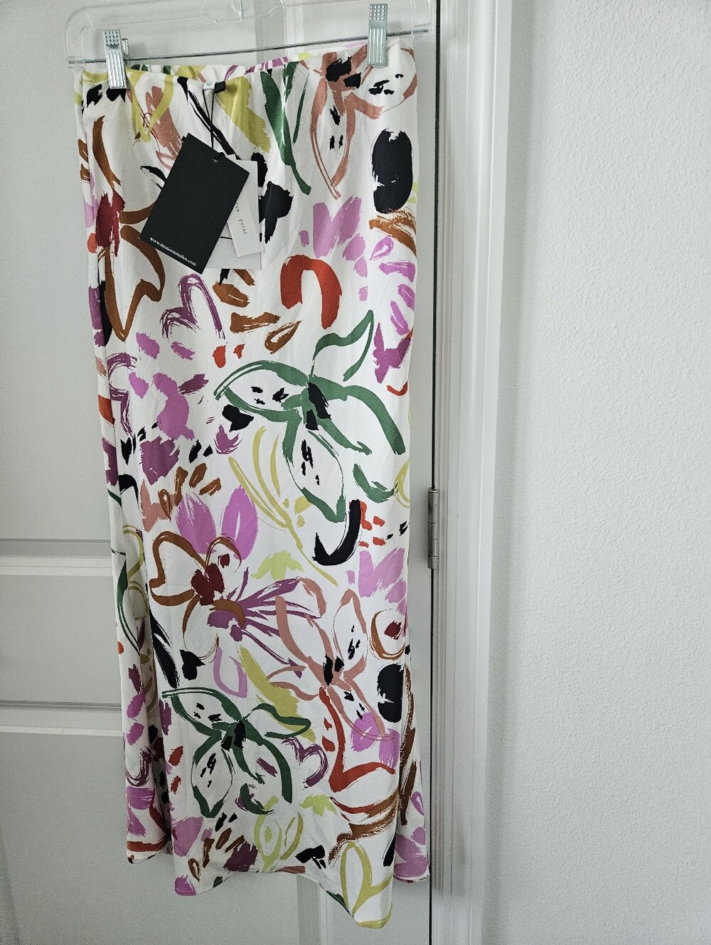 Nwt En Saison Exclusive Print Hazel Floral Midi Skirt XS, Small, Medium Avail - Picture 5 of 13
